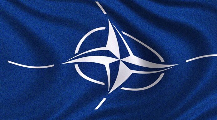 Does USA considering to withdrawal its troops from KFOR?